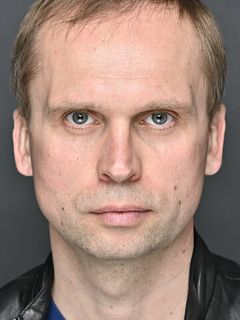 Денис Мотков