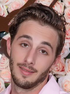 Лукас Фрост