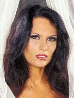 Лесли Калтон