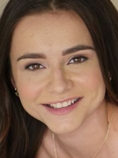 Харли Стоун