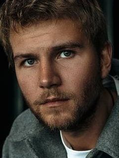 Арсений Робак