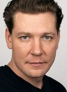 Владимир Гененрайх
