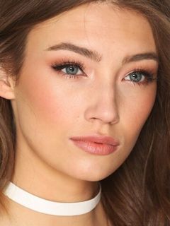 Lorena Rae