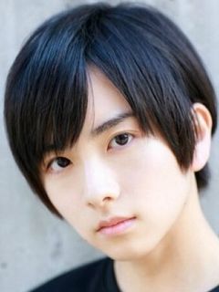 Рихито Итагаки