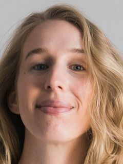 Maggie Robertson