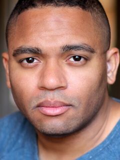 Фредди Баснайт