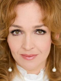 Лили Хорват