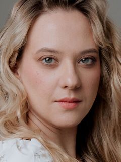 Юлия Гревцова