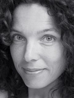 Паула ван дер Уст