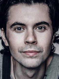 Денис Аврамов