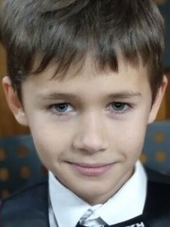 Арсений Рогов