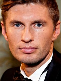 Евгений Левченко