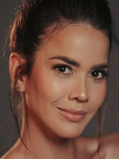 Лаура де Леон