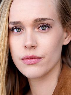 Николь Карпентер