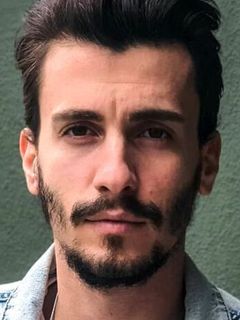 Бертан Асллани