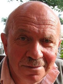 Анатолий Макаров