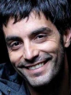 Адриан Наварро