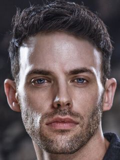 Камерон Лав