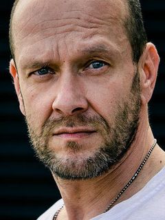 Роберт Кухенбух