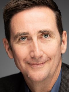 Стюарт Маграт