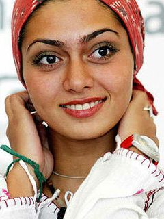 Пега Ахангарани