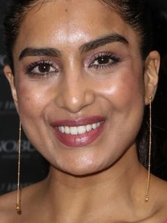 Кумико Каур Чада Берджес