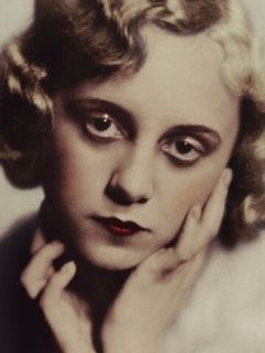 Каролина Любеньская