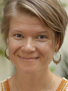 Полина Легостаева