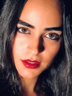 Озге Озкаплан