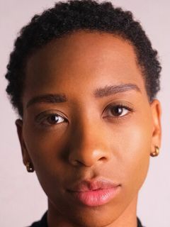 Genesis Lynea