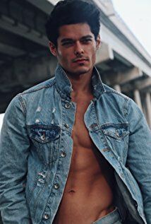 Маурисио Новоа