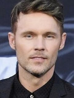 Майкл Адам Эмори