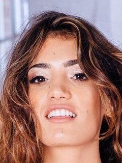 Carlota Teen