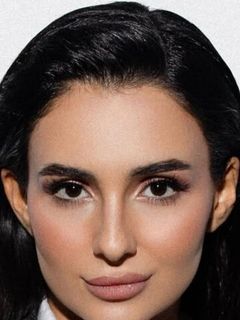 Анна Тринчер