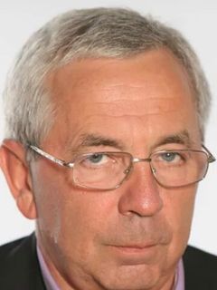 Александр Литвинов