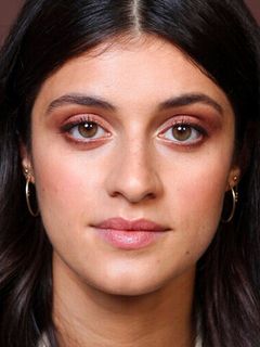 Аня Чалотра