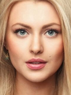 Елена Синилова