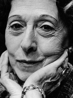 Энни де Леуве