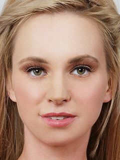 Астрид Стар