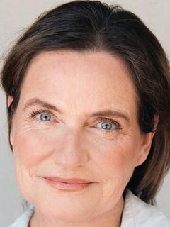 Леонор Силвейра