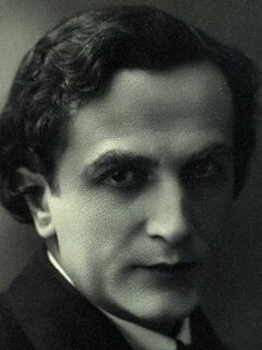 Ромуальд Жубе