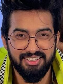 Сашет Тандон