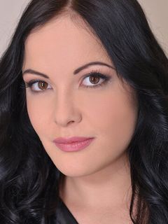 Долли Диоре