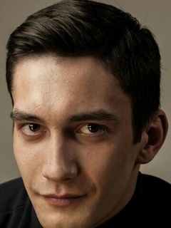 Олег Пармёнов