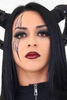 Стефани Вакер