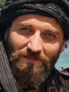 Nezir Çinarli