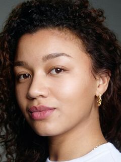 Зои Лав Смит