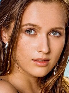 Стейси Круз