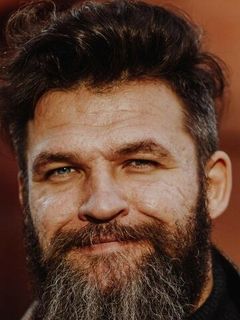 Максим Колесниченко