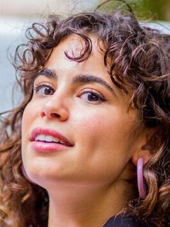 Делия Бруфау